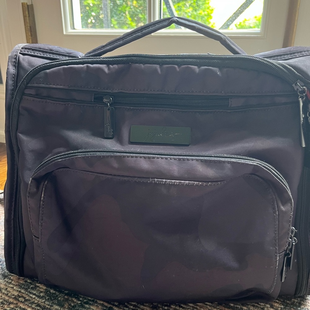 JuJuBe Messenger Bag